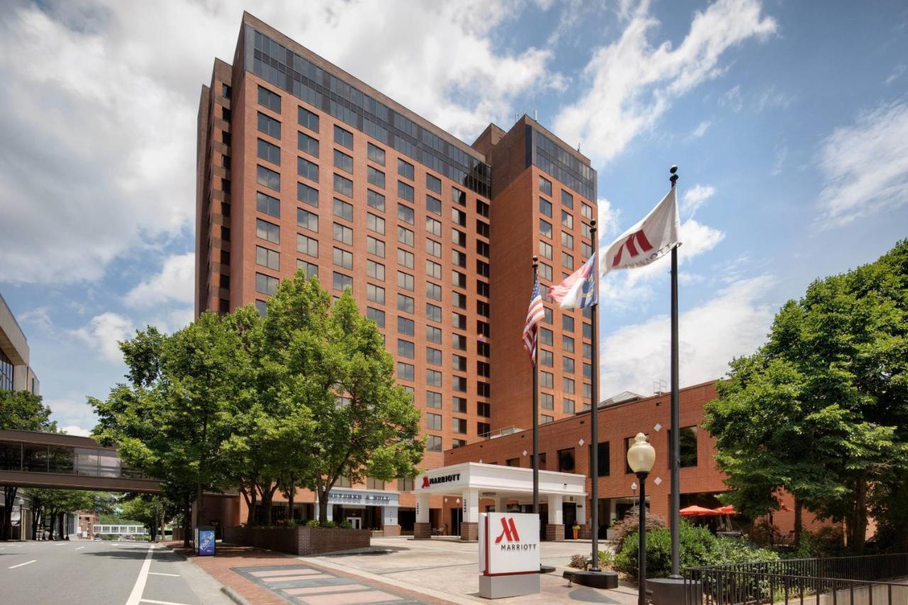 Winston-Salem Marriott Hotel Exterior photo